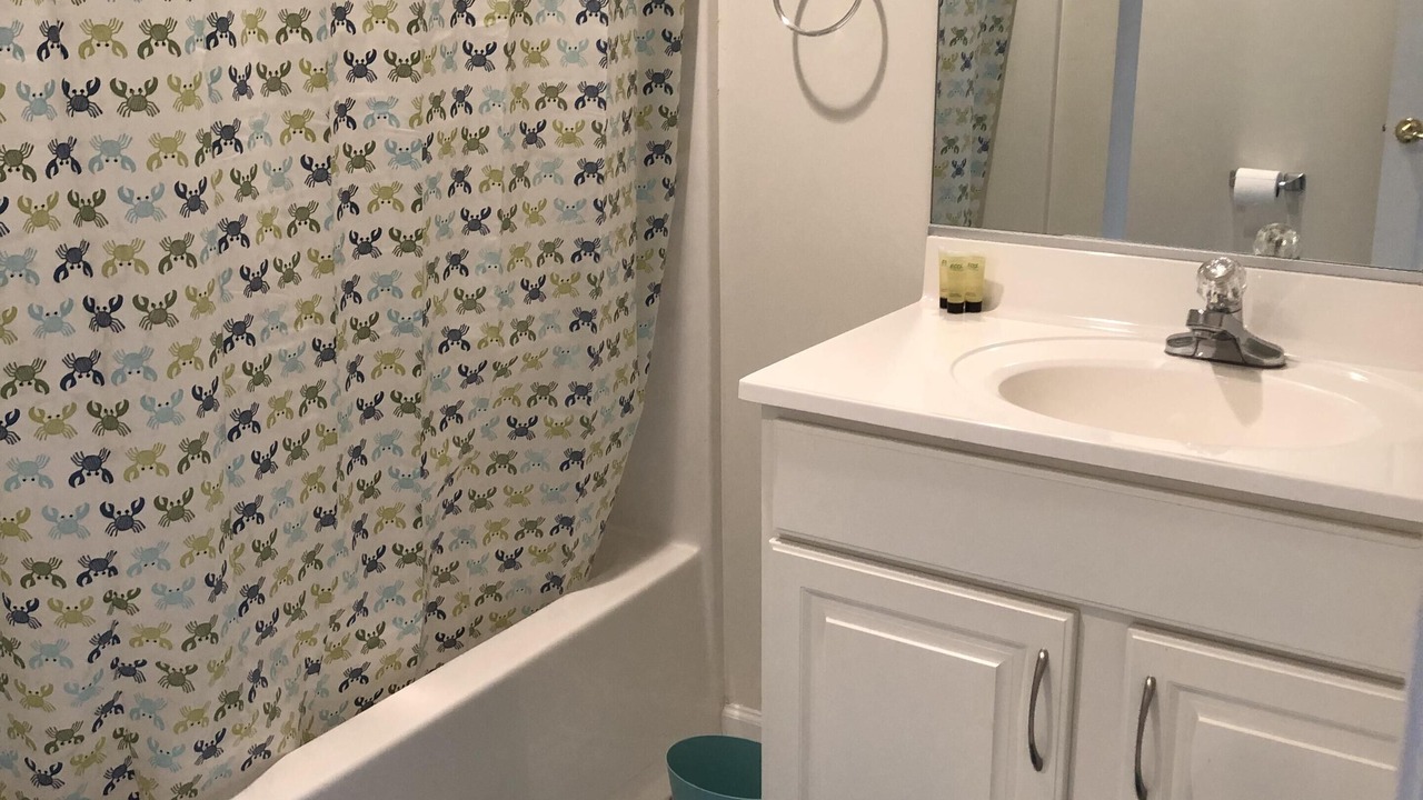 Photo of Bathroom in Willoughby Spit