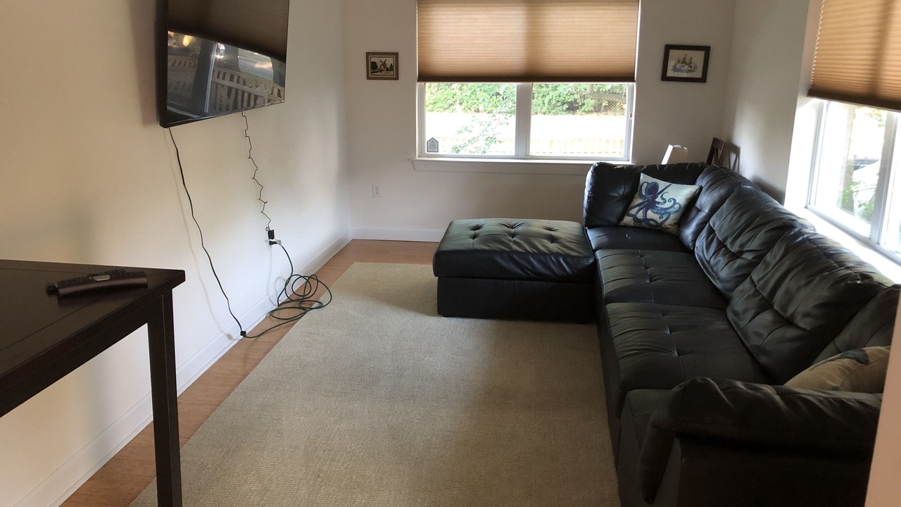 Photo of Livingroom in Willoughby Spit