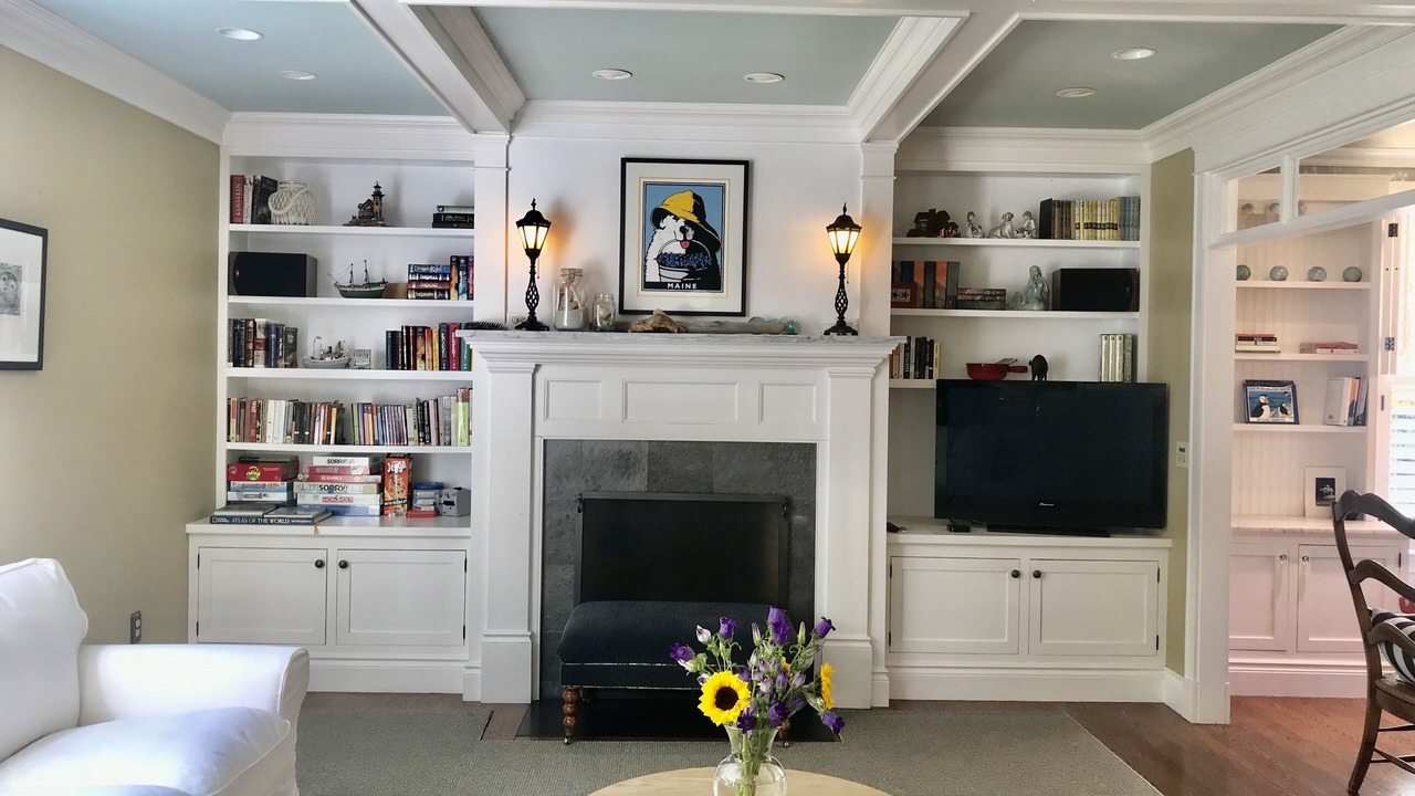Photo of Livingroom in Cape Elizabeth