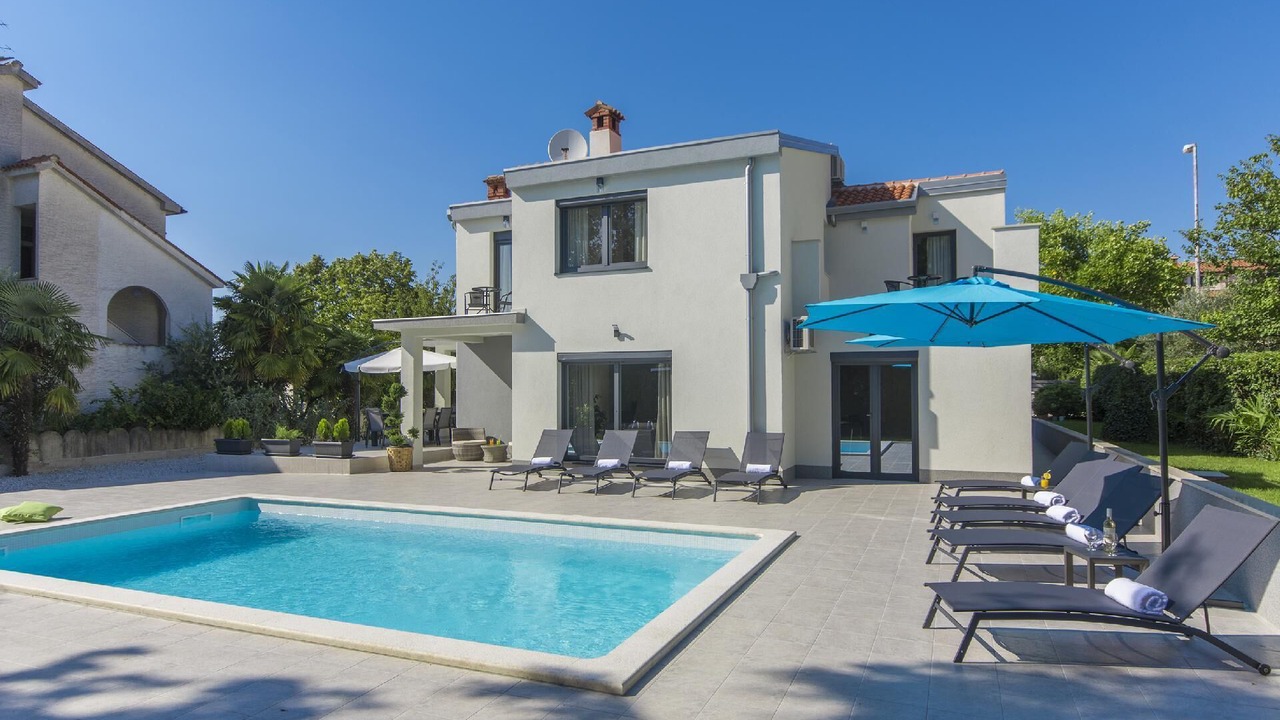 Photo of Outdoor in Spadici