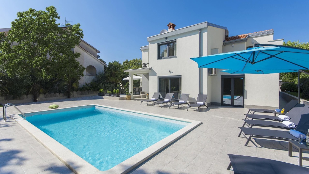 Photo of Outdoor in Spadici