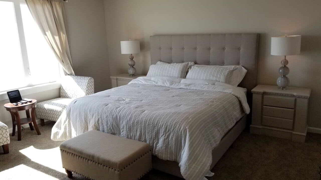 Photo of Bedroom in Bayshore