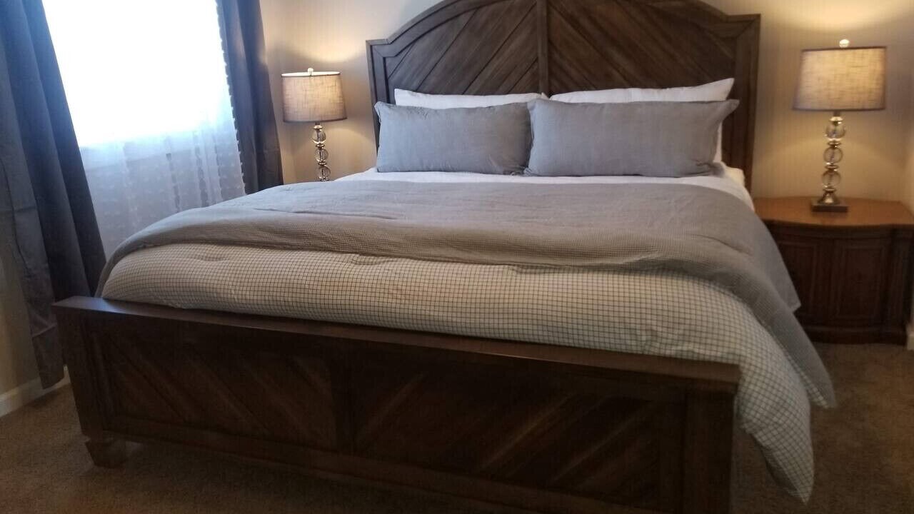 Photo of Bedroom in Bayshore