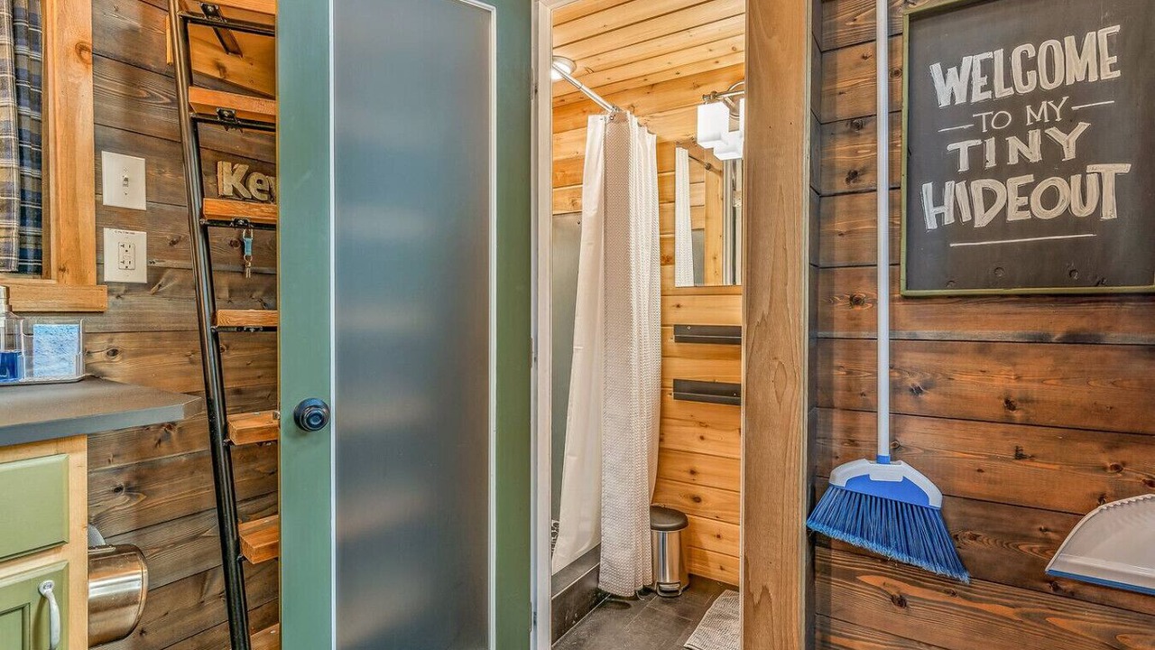 Photo of Bathroom in Longview