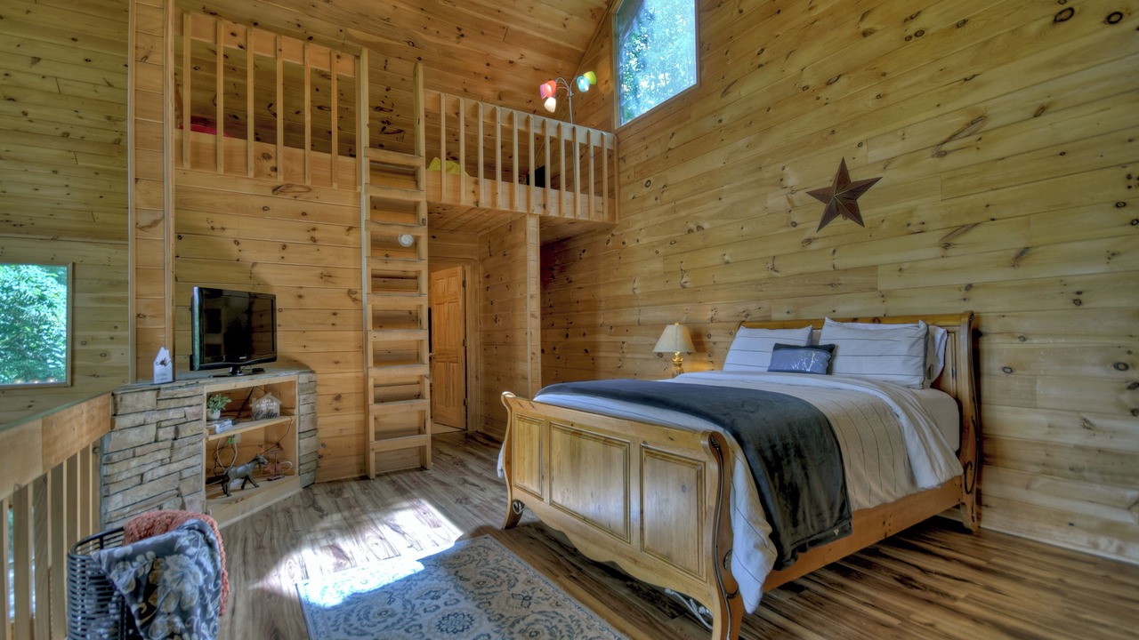 Photo of Bedroom in My Mountain