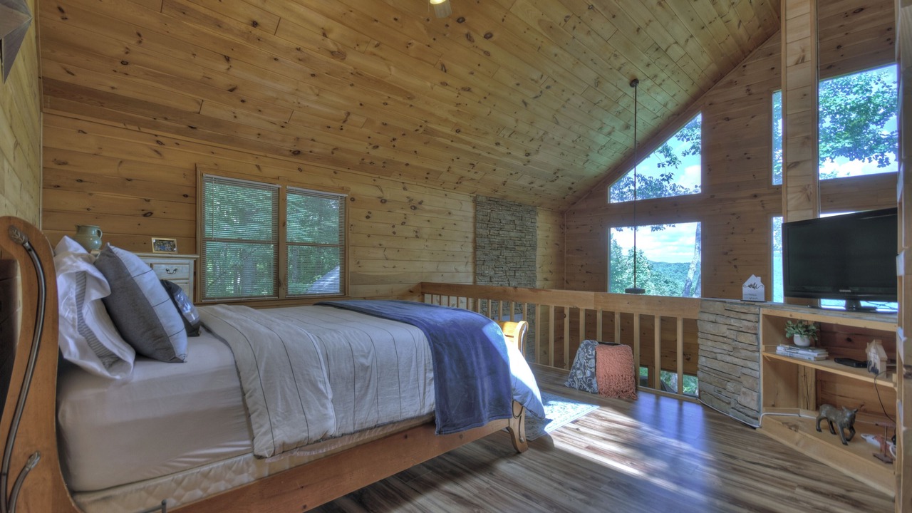 Photo of Bedroom in My Mountain