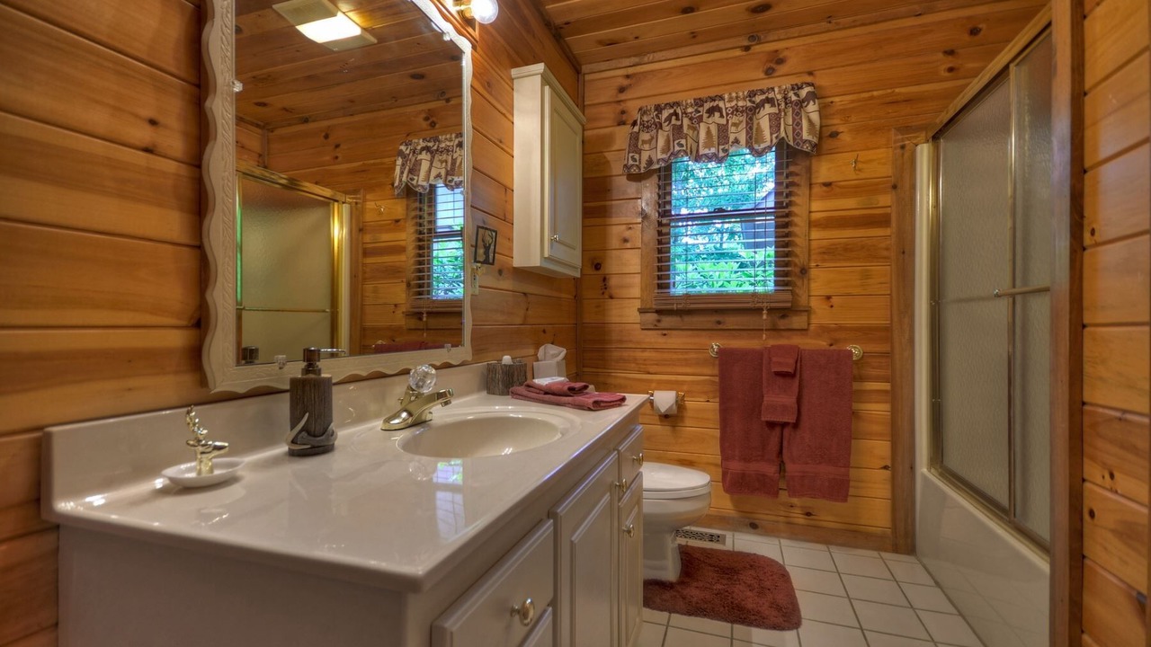 Photo of Bathroom in Morganton