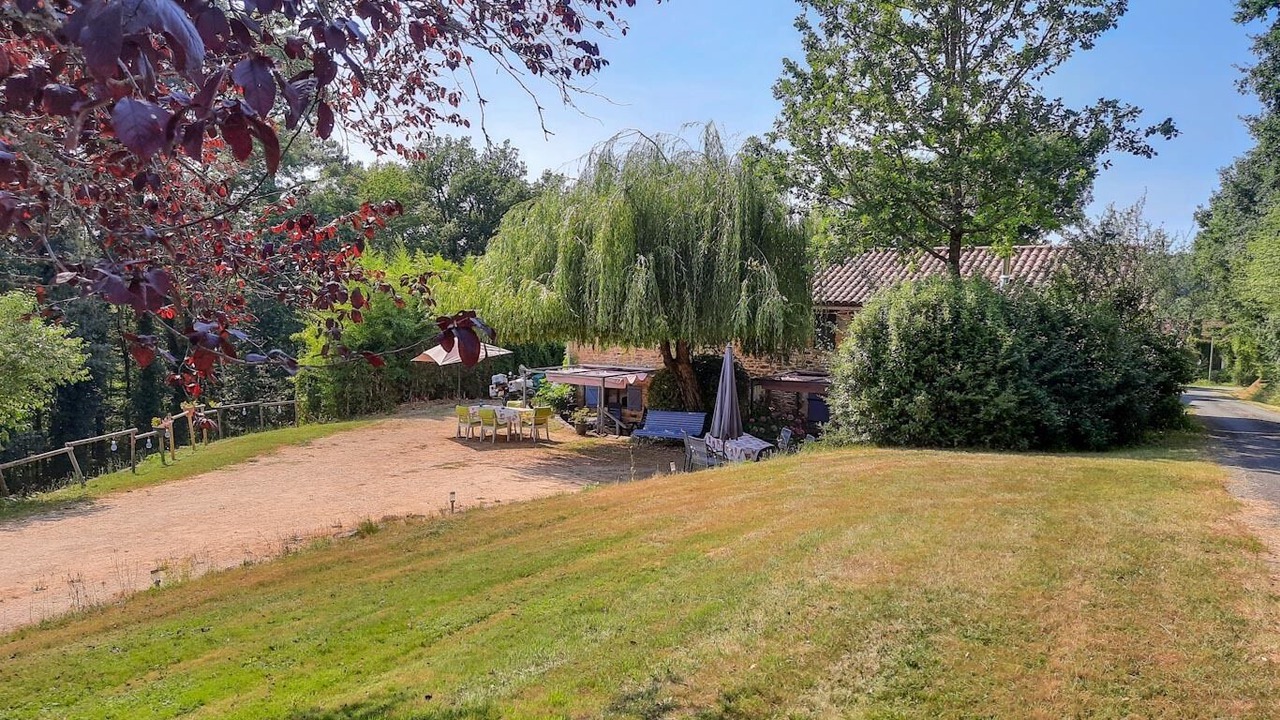 Photo of Outdoor in Sauveterre-la-Lemance