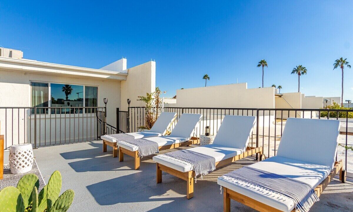 Photo of Patio Balcony in South Scottsdale