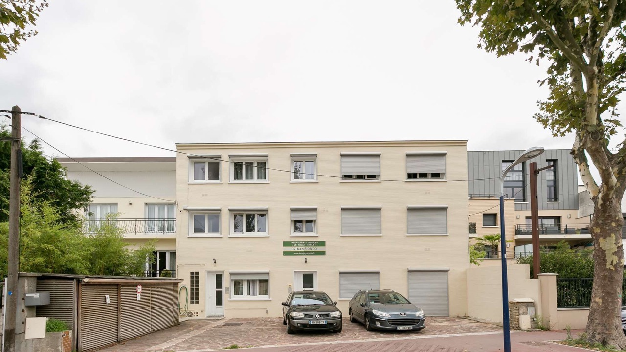 Photo of Others in Clamart