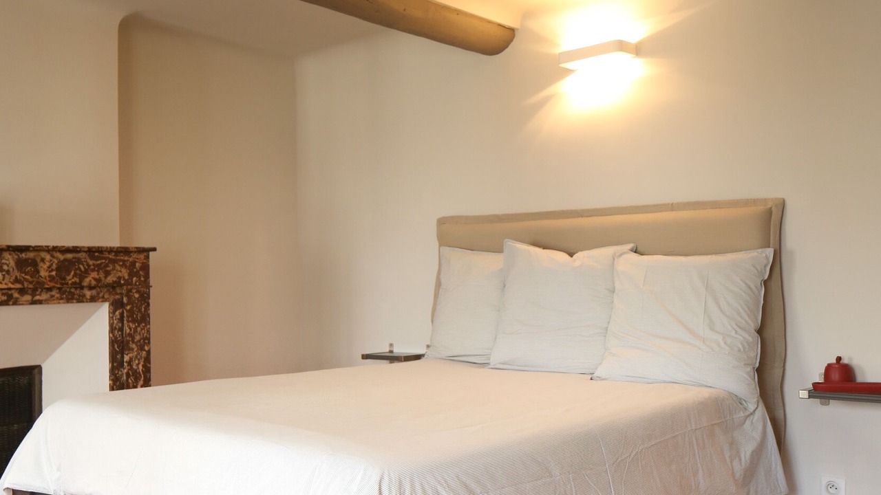 Photo of Bedroom in Aix-en-Provence Historic Centre