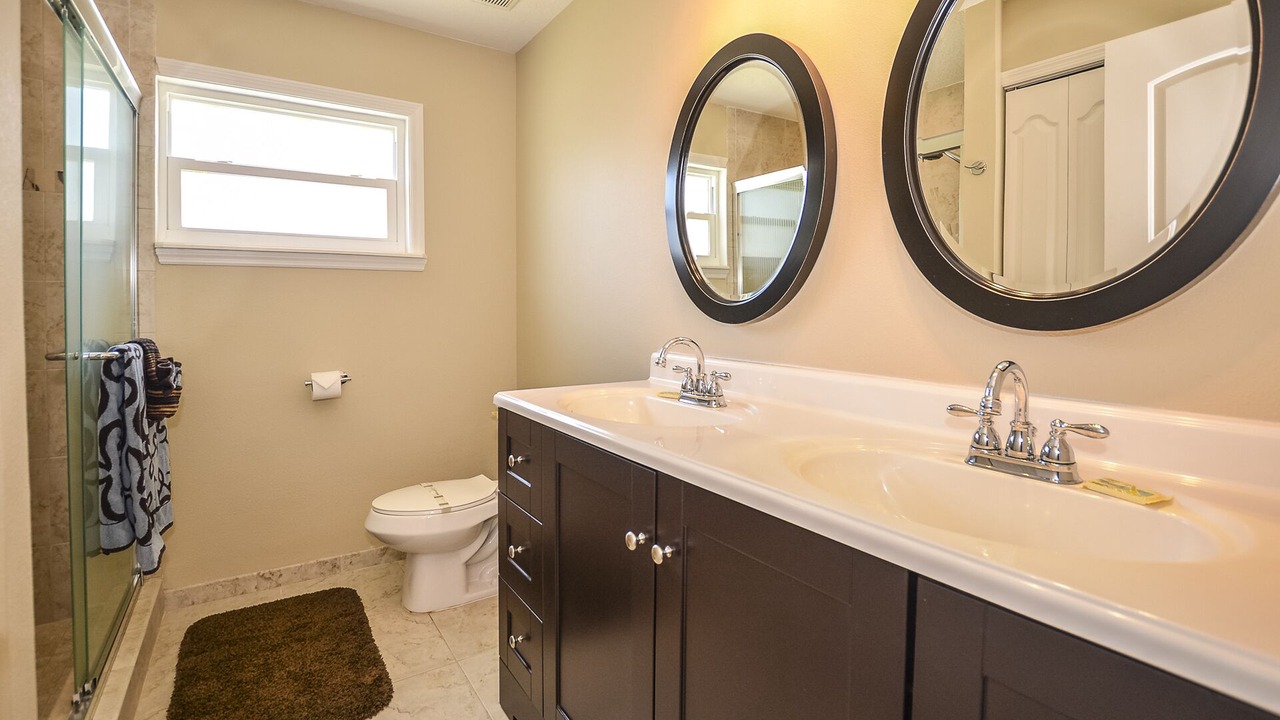 Photo of Bathroom in Oceanside Village