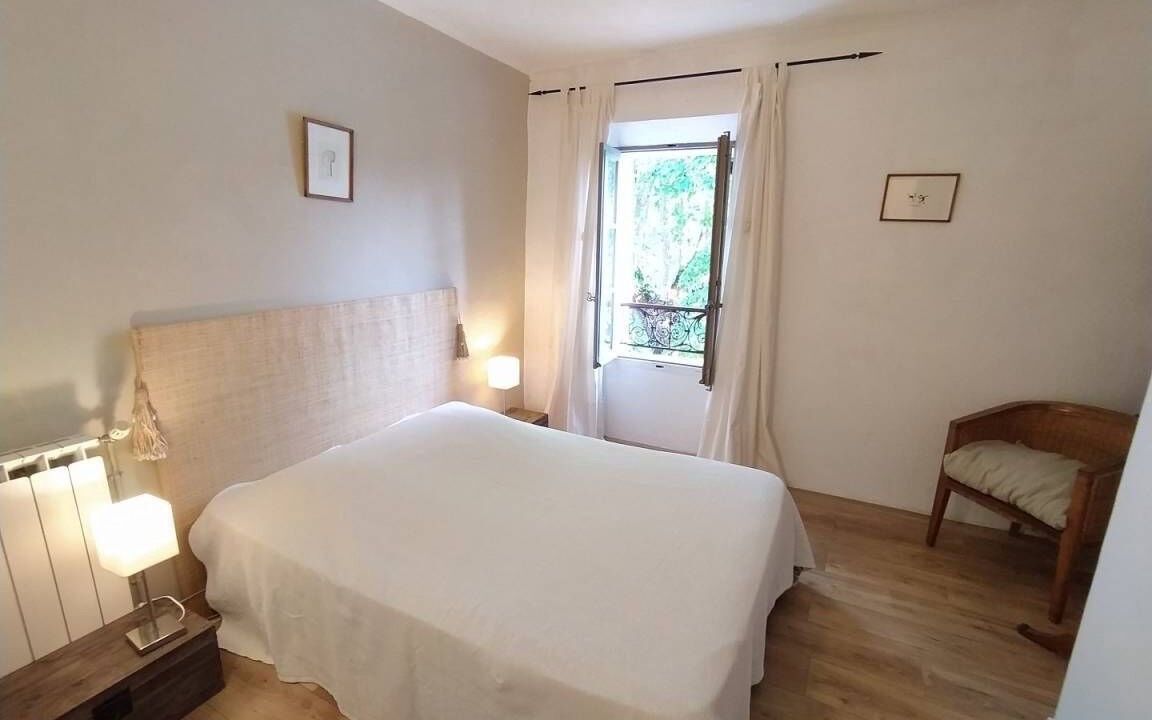 Photo of Bedroom in Villecroze