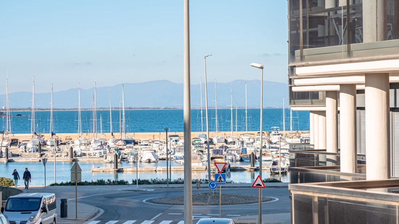 Photo of Others in L'Escala