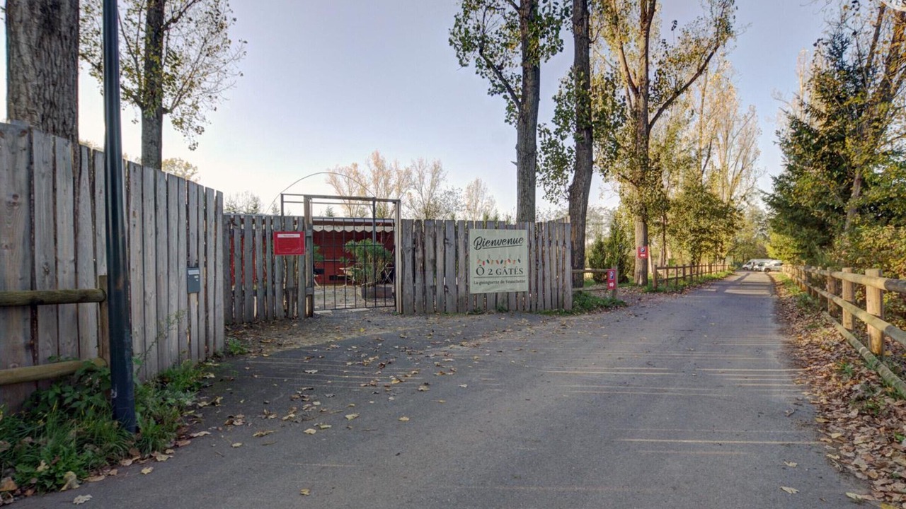 Photo of Outdoor in Veauchette