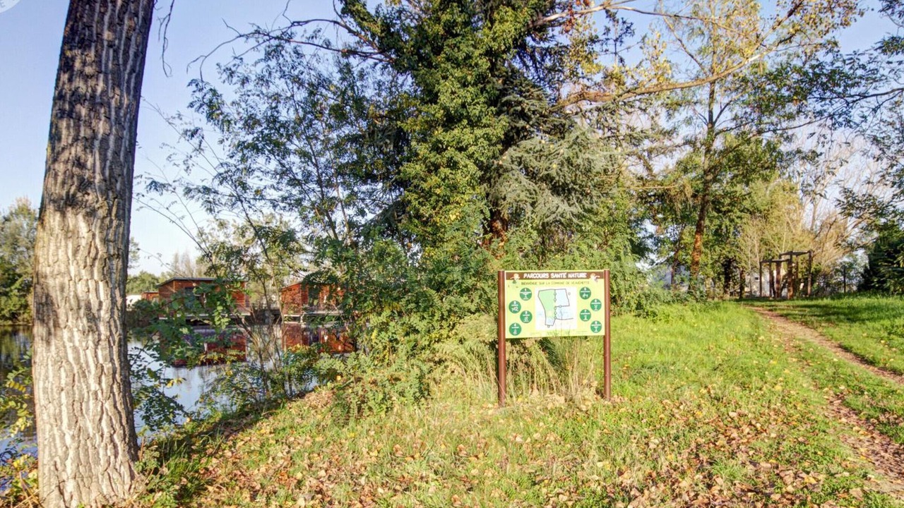 Photo of Outdoor in Veauchette