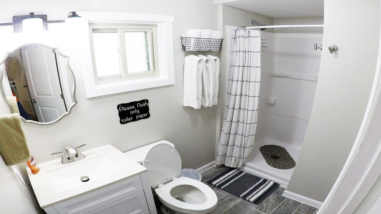 Photo of Bathroom in Sunrise Beach