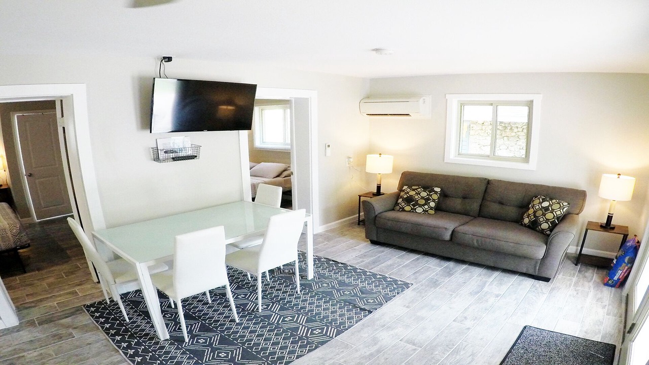 Photo of Livingroom in Sunrise Beach
