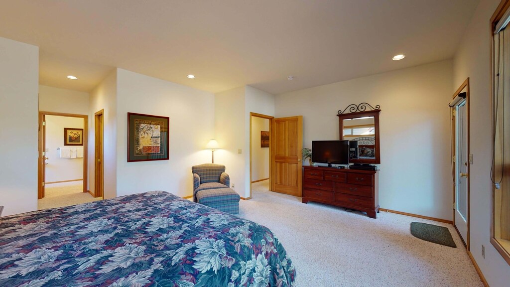 Photo of Bedroom in Deer Park