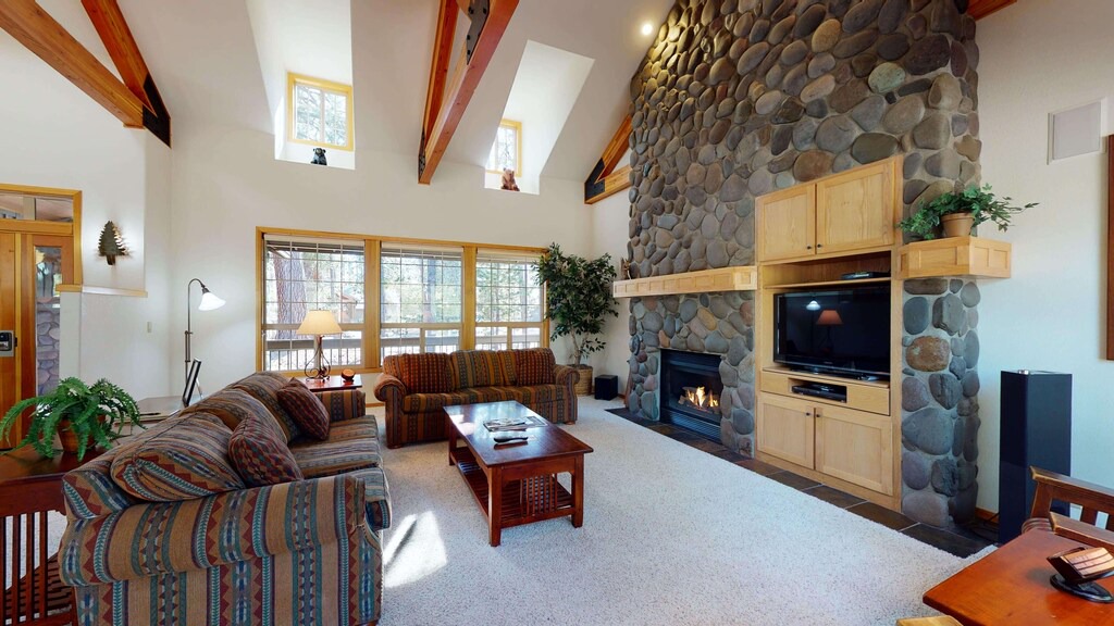 Photo of Livingroom in Deer Park