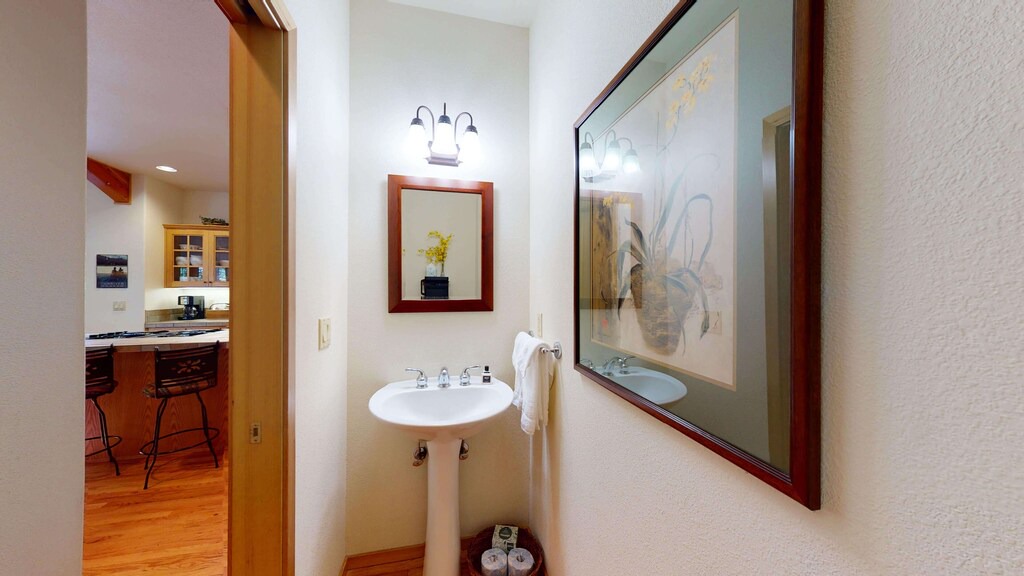 Photo of Bathroom in Deer Park