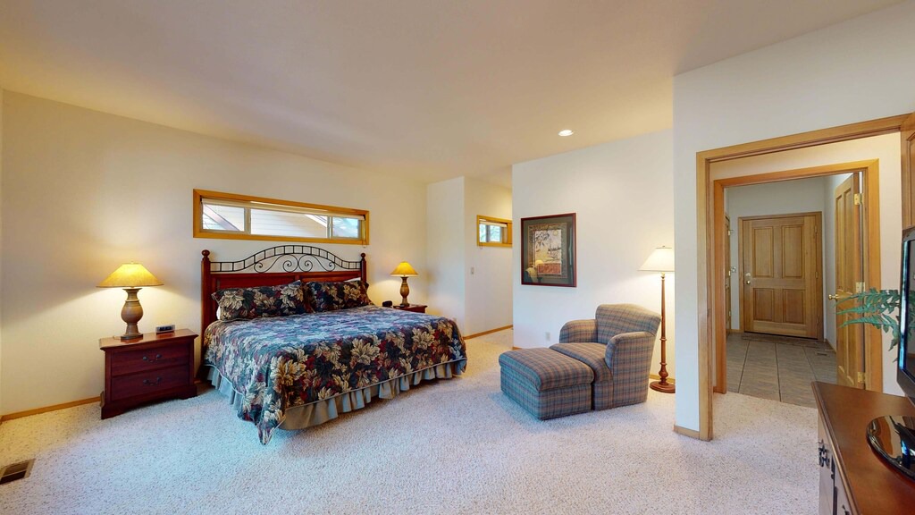 Photo of Bedroom in Deer Park