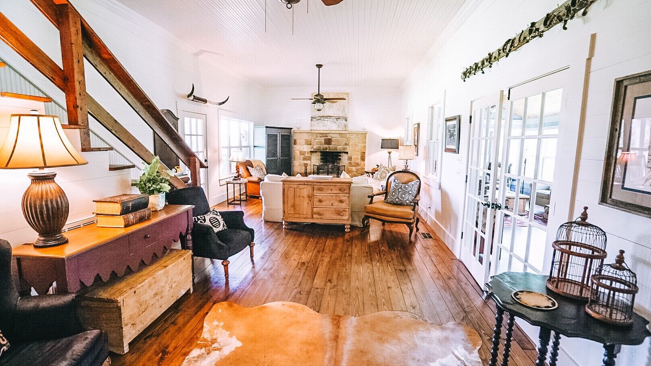 Photo of Livingroom in Fayetteville