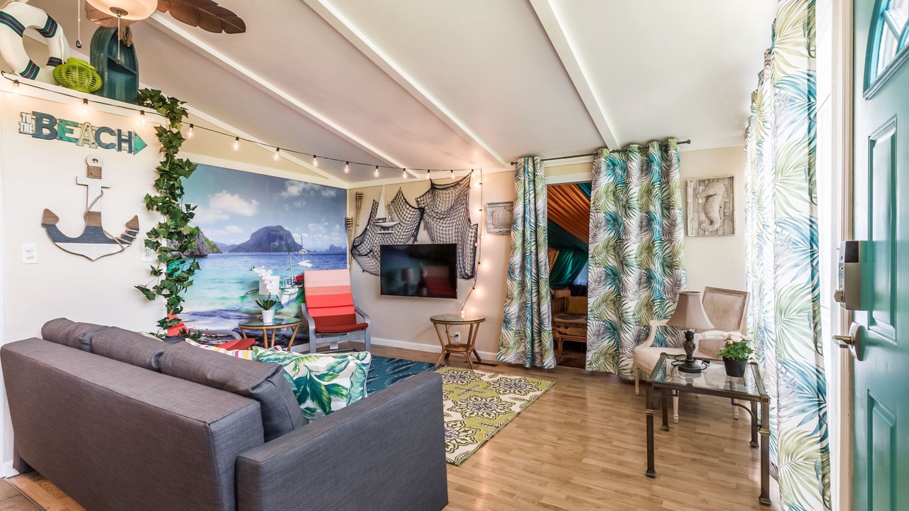 Photo of Livingroom in Lenexa