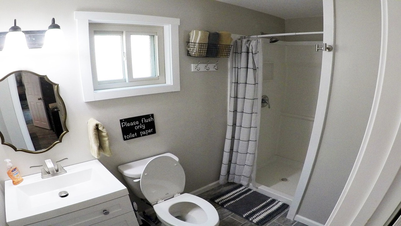 Photo of Bathroom in Sunrise Beach