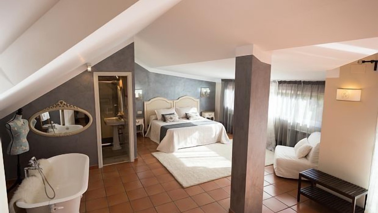 Photo of Bedroom in Navaconcejo
