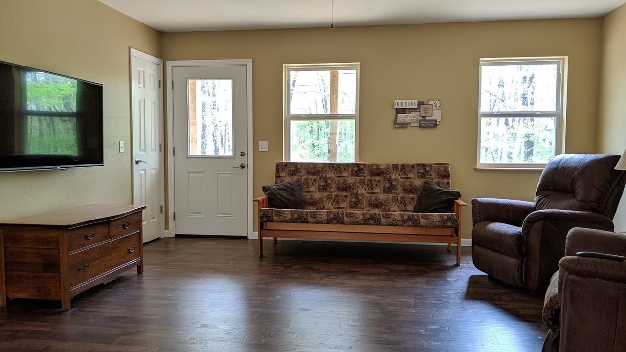 Photo of Livingroom in Hartville