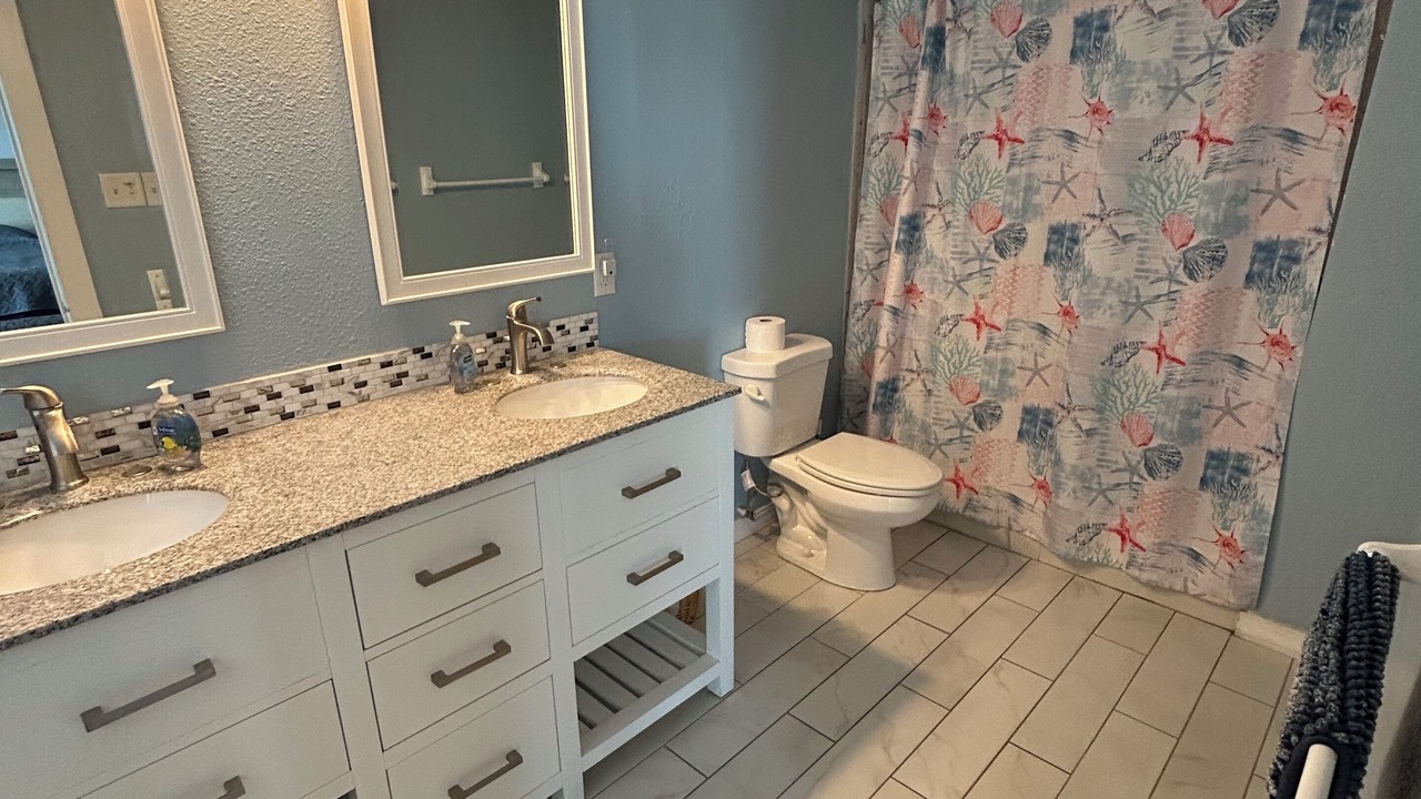 Photo of Bathroom in Galveston