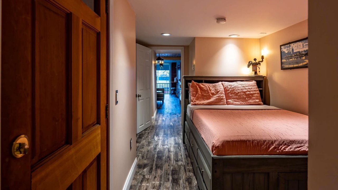 Photo of Bedroom in Downtown Harrisburg