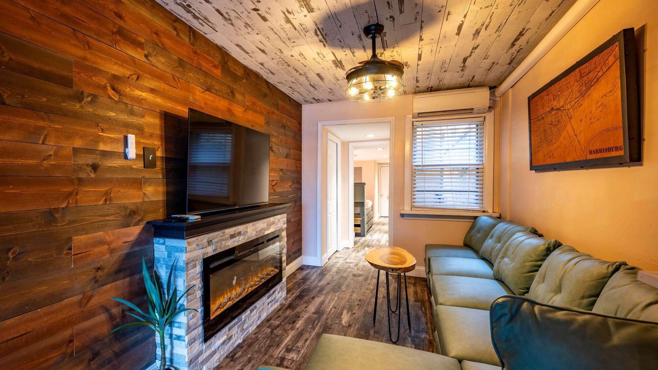 Photo of Livingroom in Downtown Harrisburg