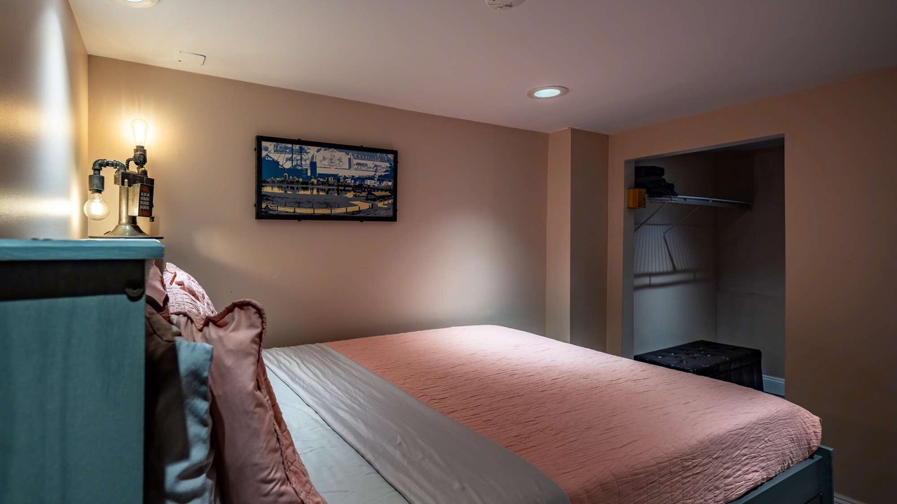 Photo of Bedroom in Downtown Harrisburg