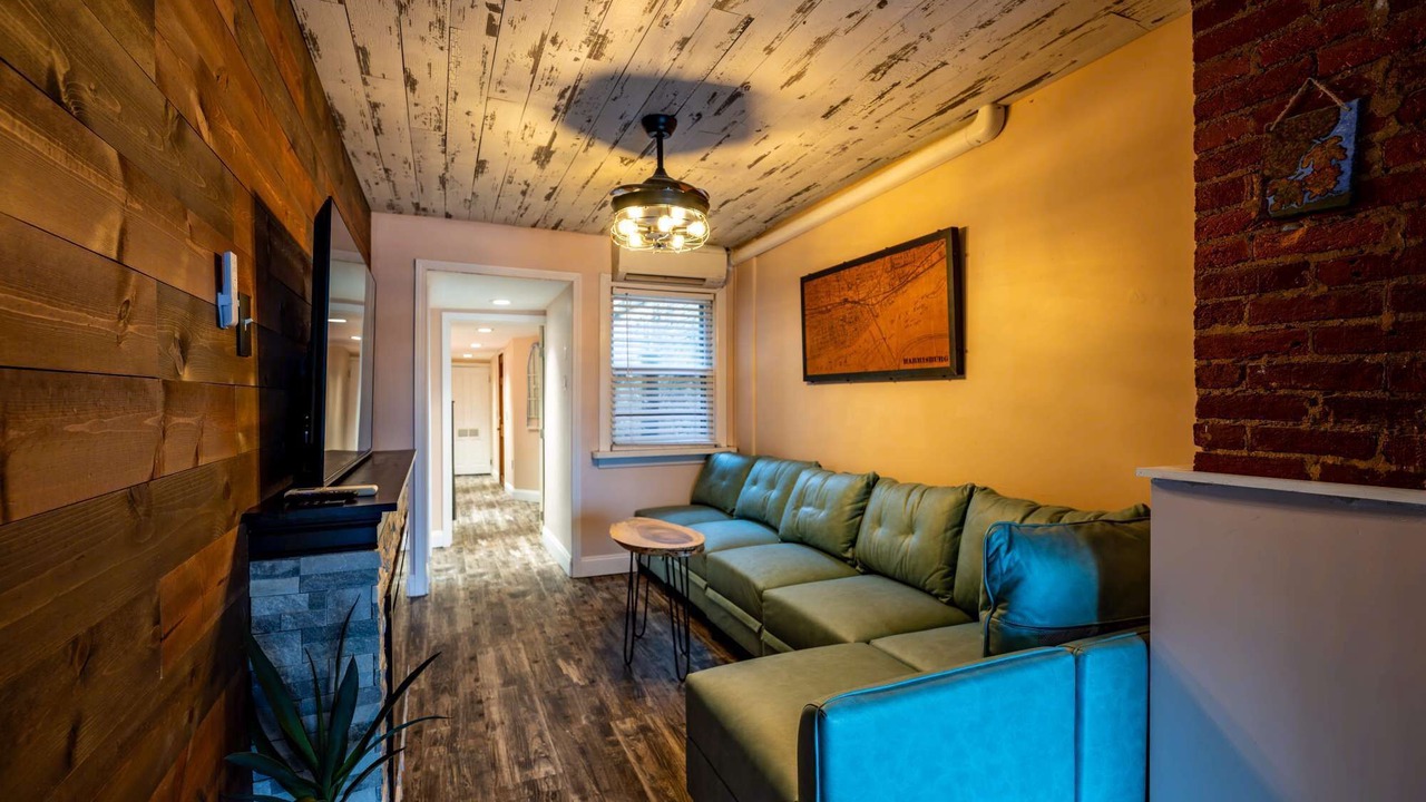 Photo of Livingroom in Downtown Harrisburg