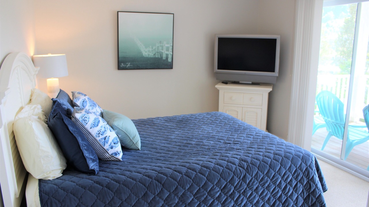 Photo of Bedroom in La Follette