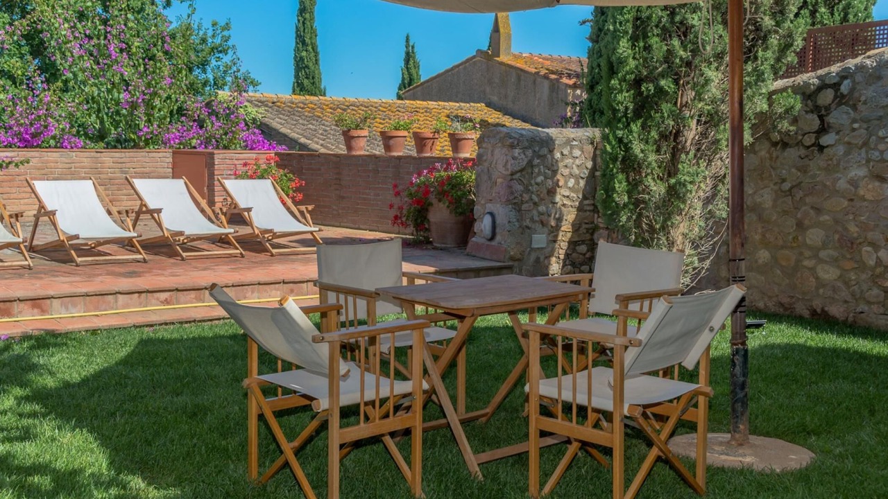 Photo of Outdoor in Albons