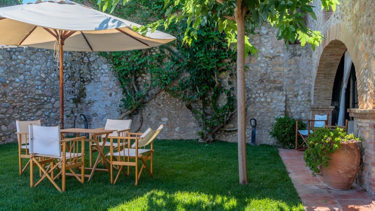 Photo of Outdoor in Albons