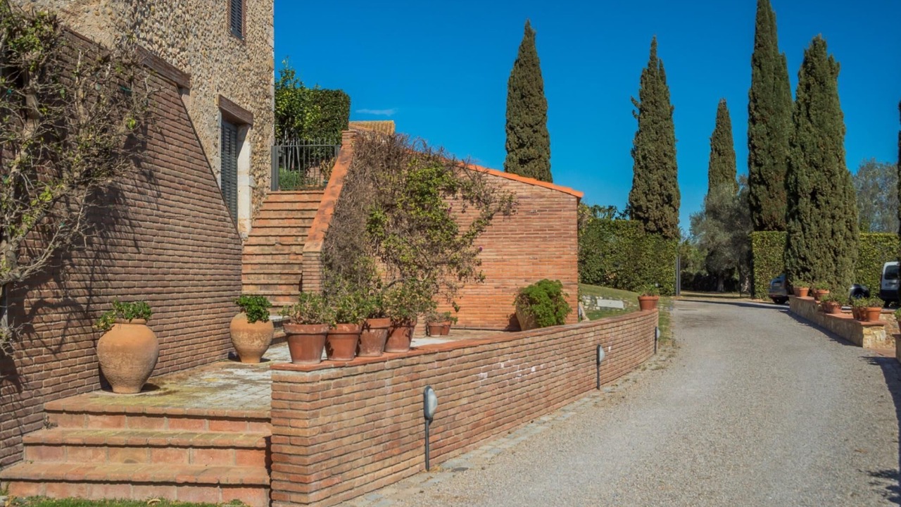 Photo of Outdoor in Albons