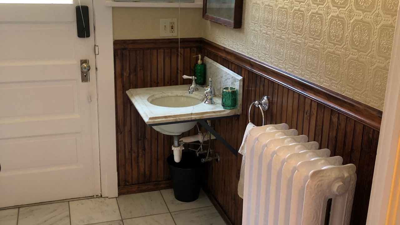 Photo of Bathroom in Capitol Hill