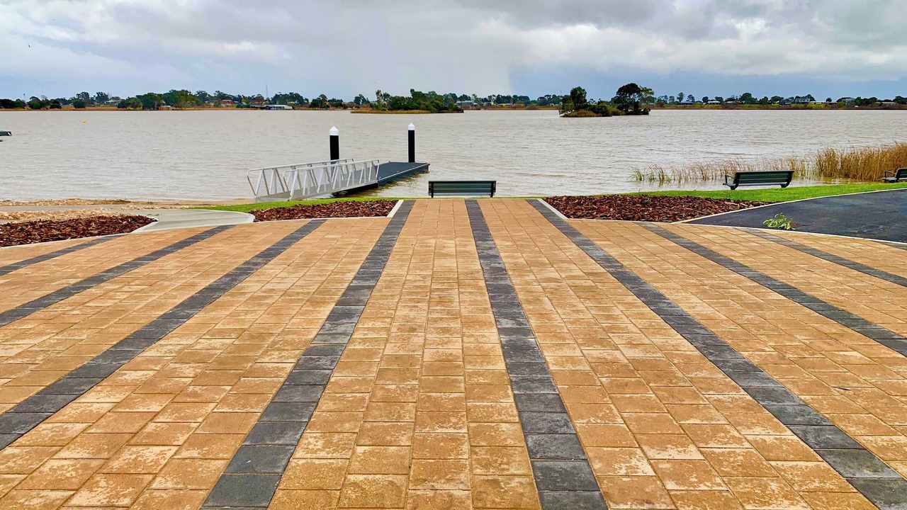 Photo of Outdoor in Seymour