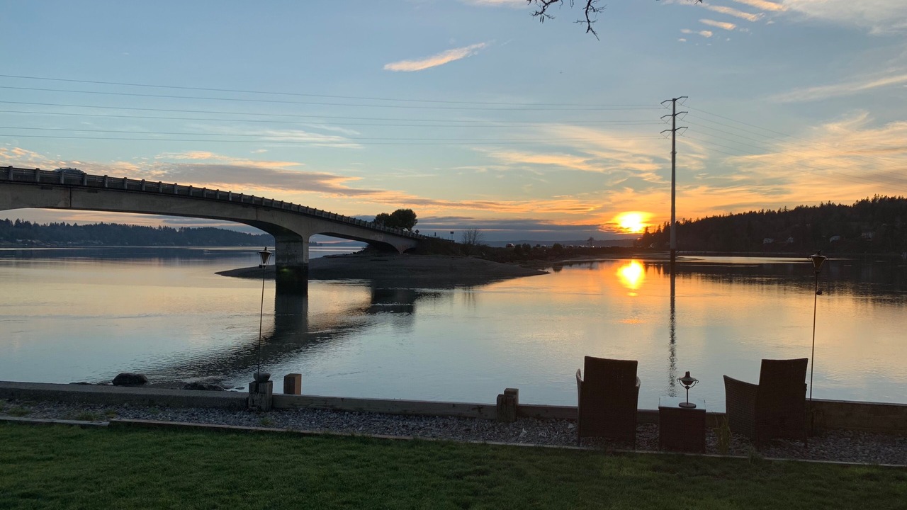 Photo of Others in Burley