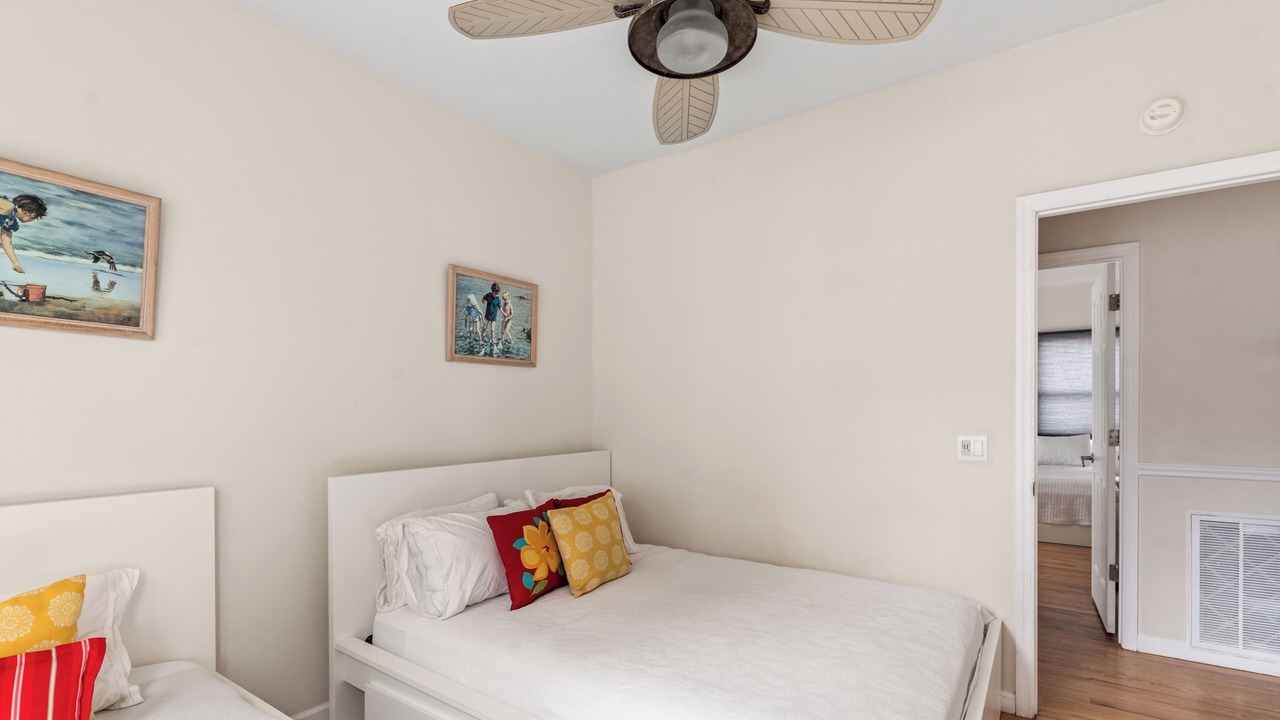 Photo of Bedroom in Ocean Beach