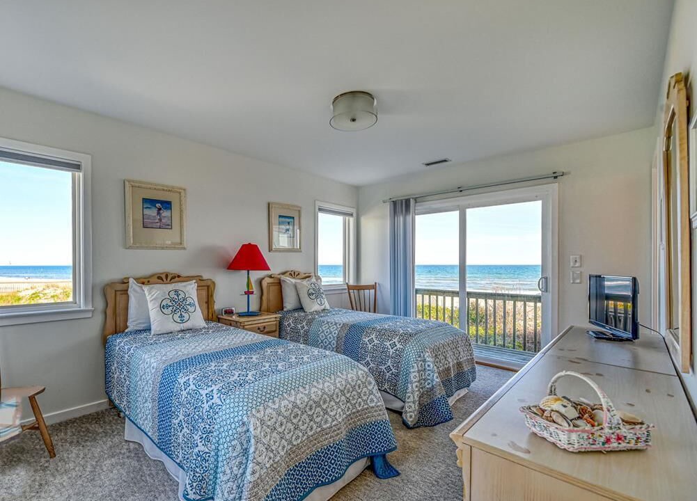 Photo of Bedroom in Village of Stump Sound