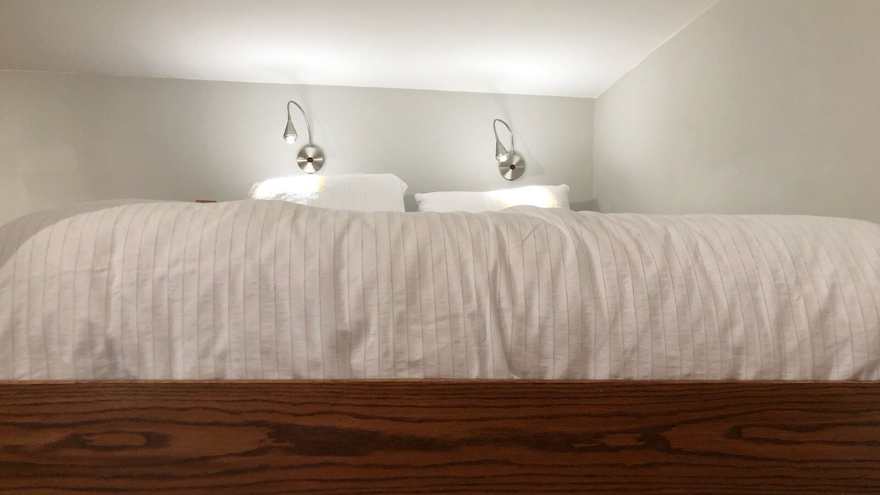 Photo of Bedroom in Lakeview