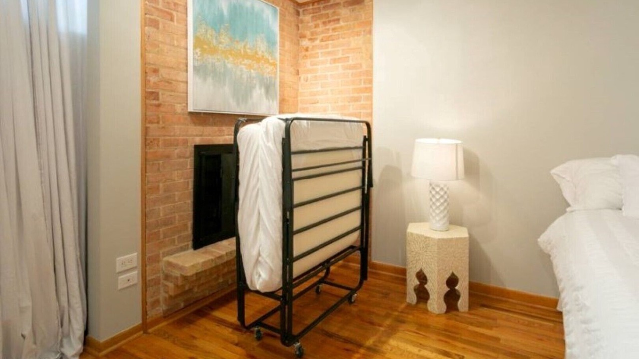 Photo of Bedroom in Lakeview