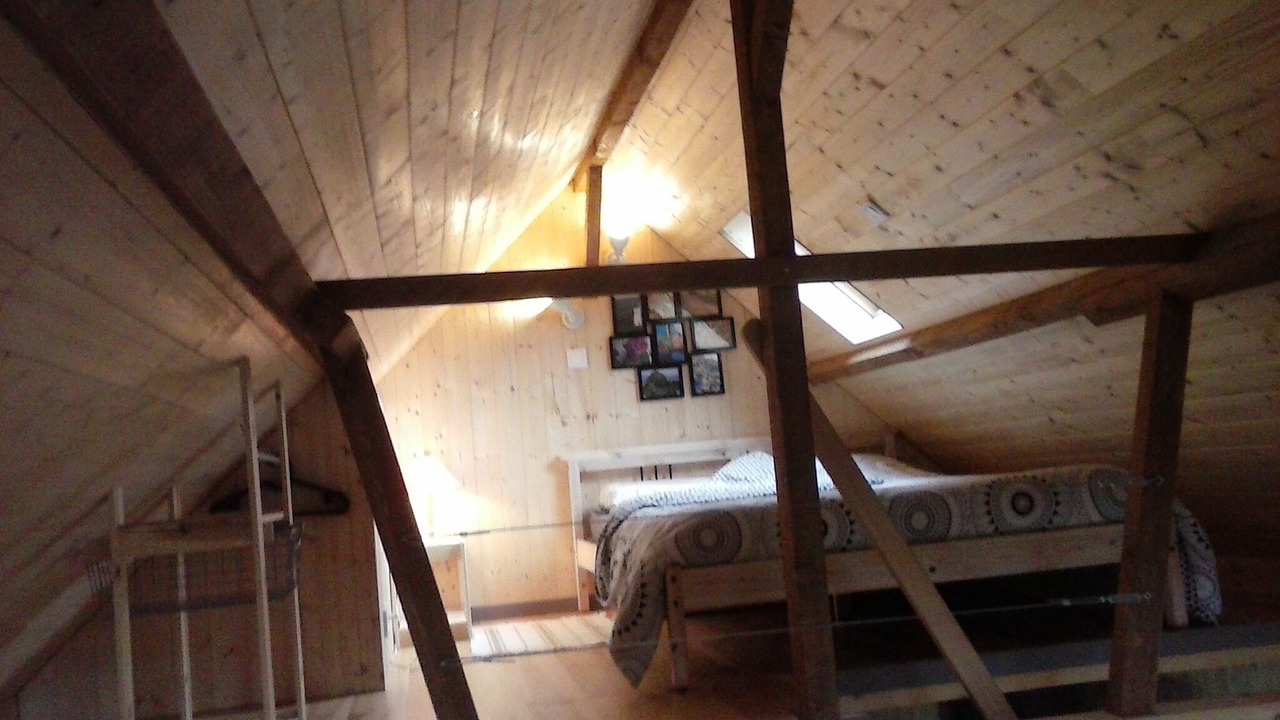 Photo of Bedroom in Theys