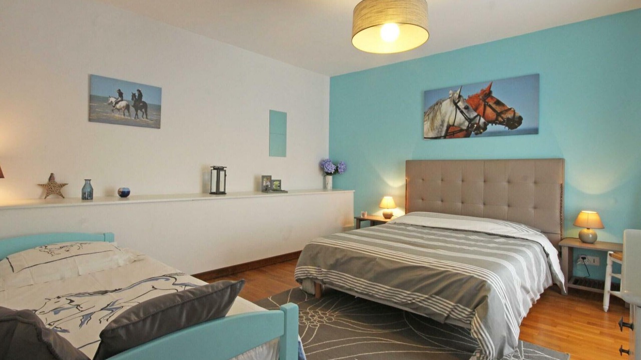 Photo of Bedroom in Montabard