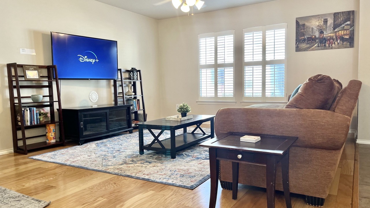 Photo of Livingroom in Greater East End